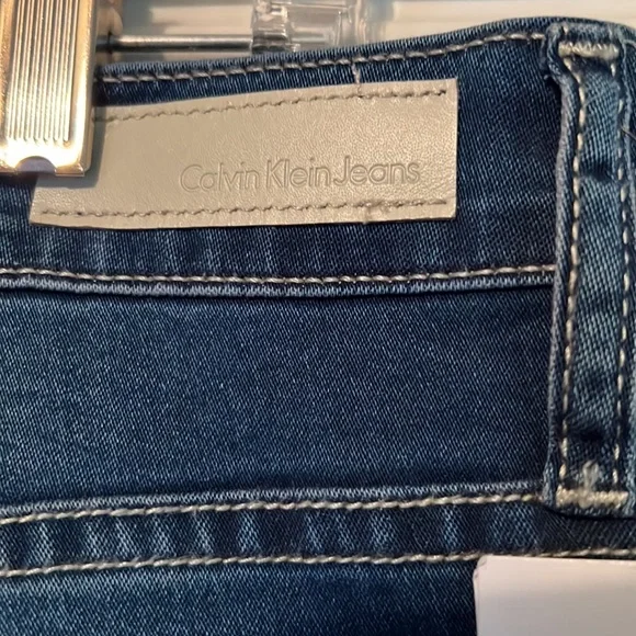 CALVIN KLEIN Power Stretch Ultimate Skinny Jeans - Picture 7 of 13